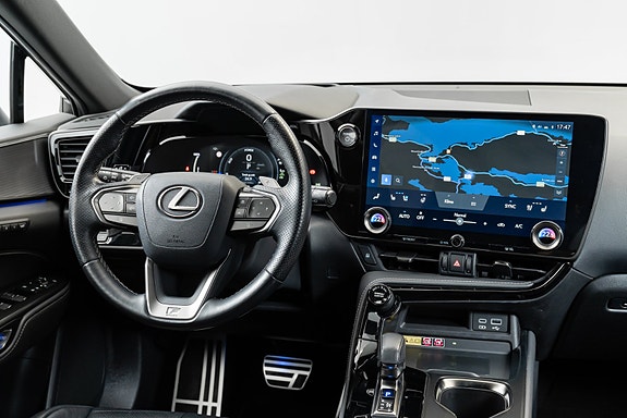 Lexus NX450h 25 of 30