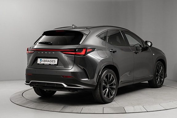 Lexus NX450h 4 of 30