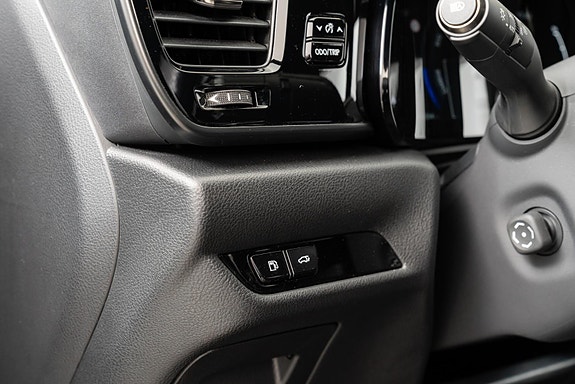 Lexus NX450h 20 of 30