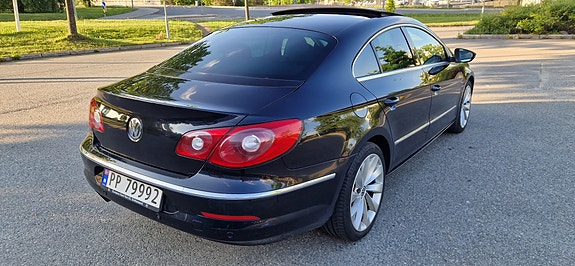 Volkswagen Passat CC 3 of 23
