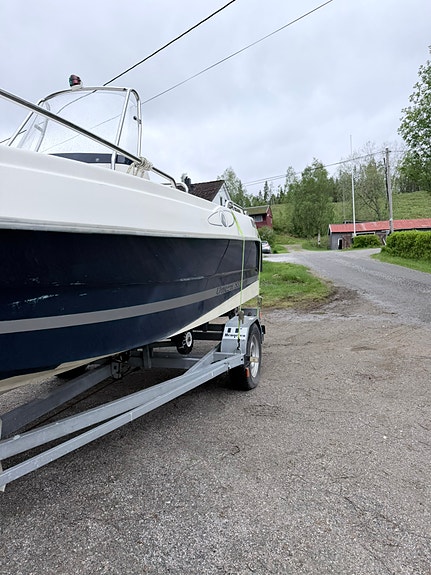 Uttern S55 DTI med 120 hk og båtvogn 5 of 5