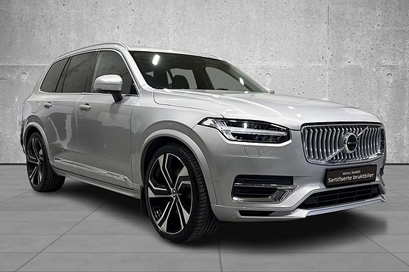 Volvo XC90 4 of 5