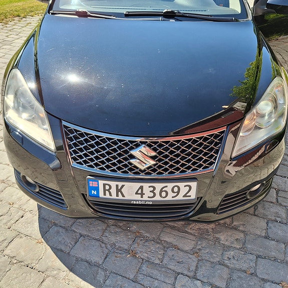 Suzuki Kizashi 15 of 30