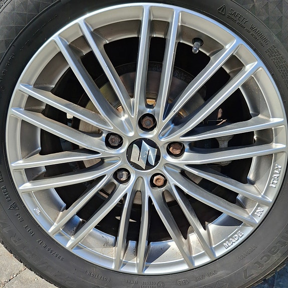 Suzuki Kizashi 28 of 30