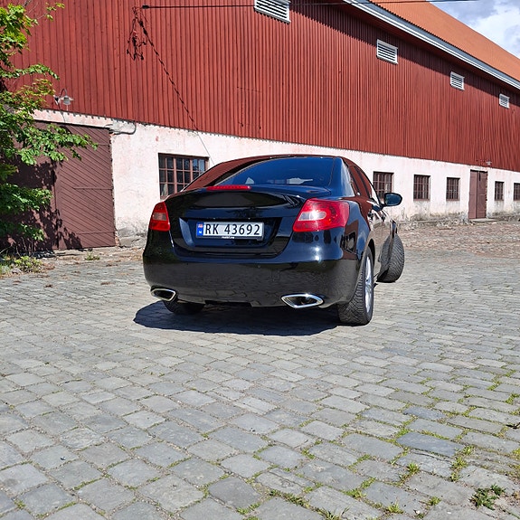 Suzuki Kizashi 5 of 30