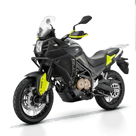 QJ Motor SVT 650X 4 of 5