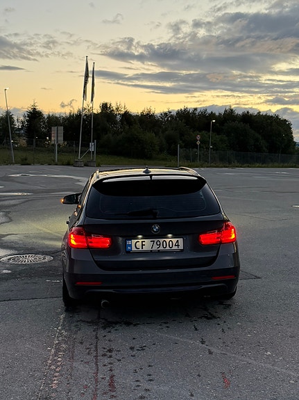 BMW 316i 9 of 12