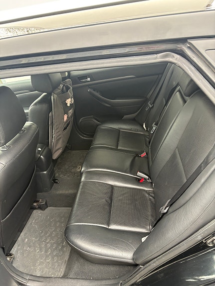 Toyota Avensis 5 of 5