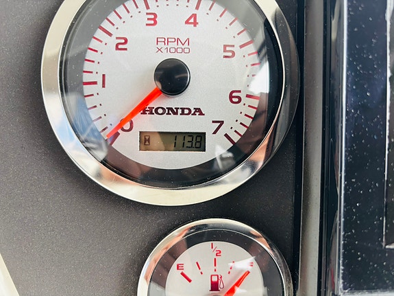 AMT 190 HT med Honda 100 hk plus tilhenger 6 of 22