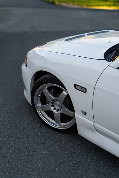 Nissan Skyline 15 of 30