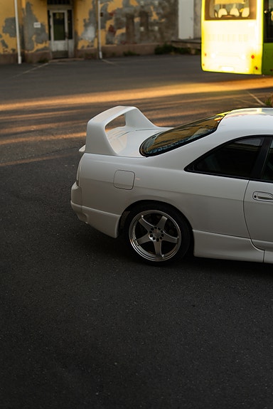 Nissan Skyline 5 of 30