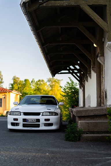 Nissan Skyline 21 of 30