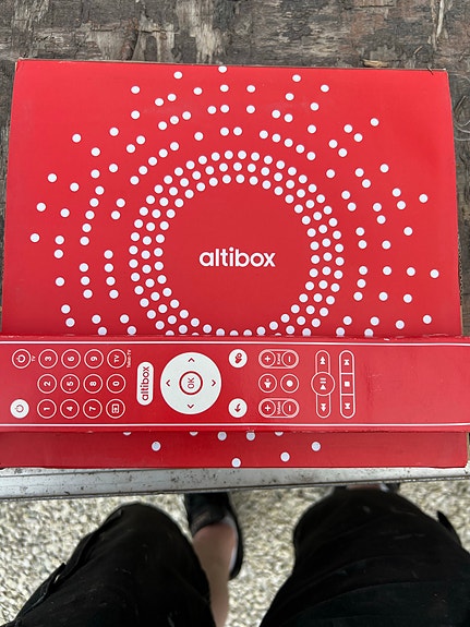 Product image 2 of 4