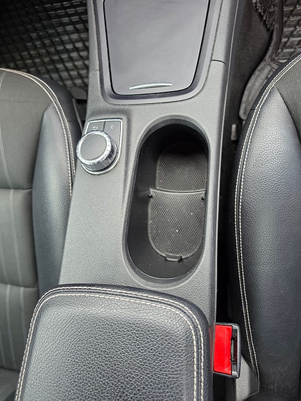Mercedes-Benz B180 29 of 30