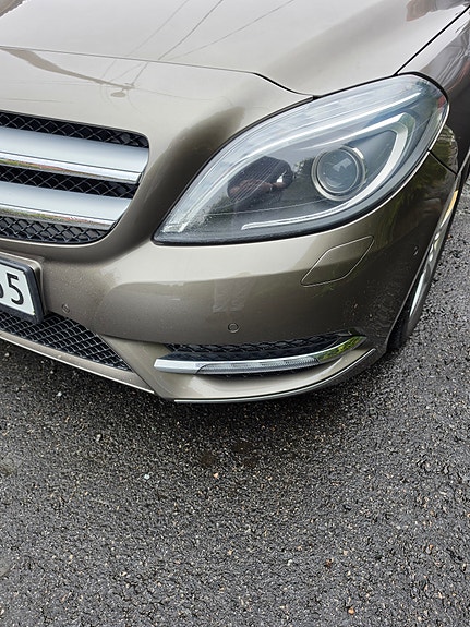 Mercedes-Benz B180 10 of 30