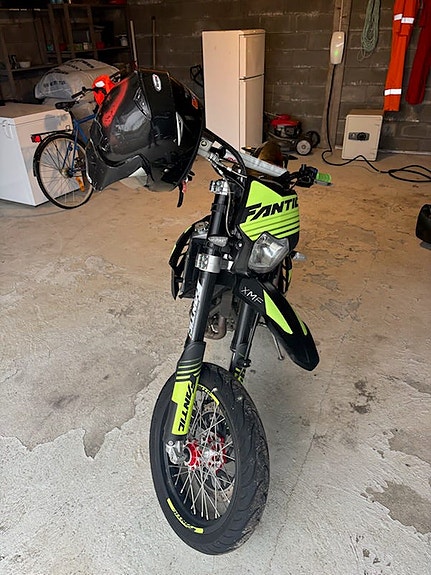 Fantic XMF 125 4 of 4