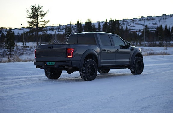Ford F-150 5 of 5