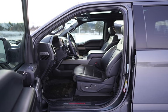 Ford F-150 28 of 30