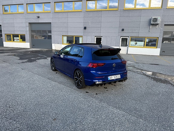 Volkswagen Golf VIII 5 of 5