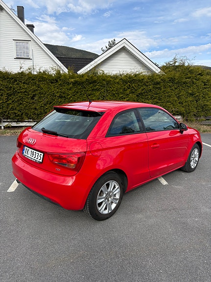 Audi A1 3 of 5