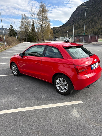 Audi A1 2 of 5