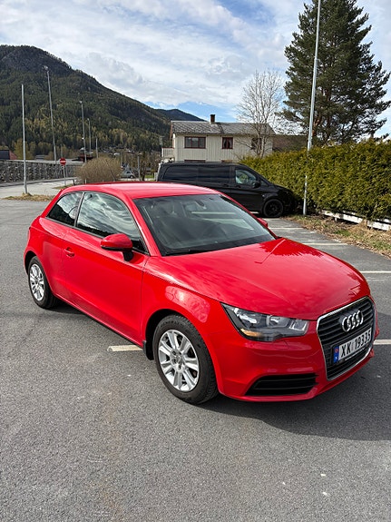 Audi A1 4 of 5