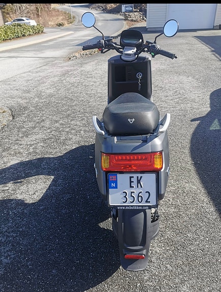 NIU NQi Sport 2 of 11
