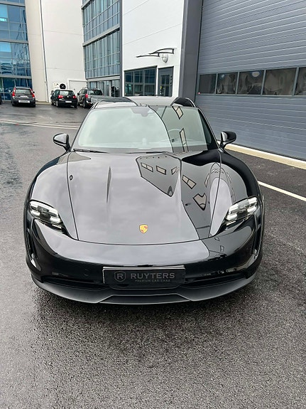 Porsche Taycan 4S