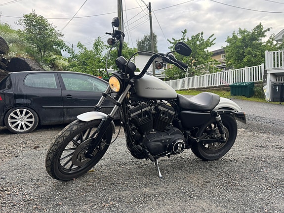 Harley-Davidson XL 883N Iron 2 of 13