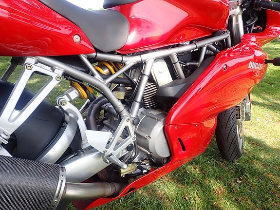 Ducati 800 SUPERSPORT,MEGET PEN, S HEFTE ,MÅ SEES,INNBYTTE BIL 14 of 30