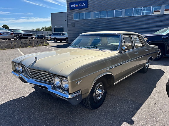 Buick Skylark 4 of 5