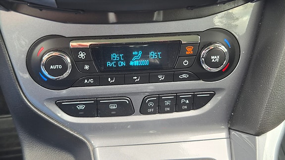 Ford Focus 19 of 30