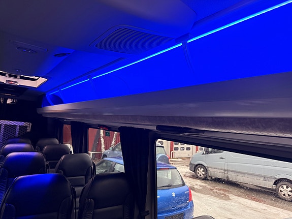 Mercedes-Benz Sprinter 6 of 30
