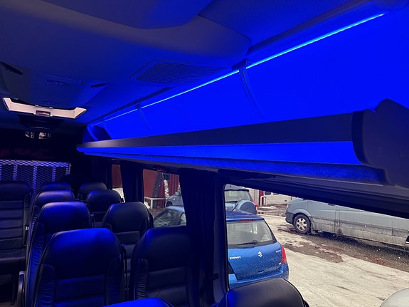 Mercedes-Benz Sprinter 15 of 30
