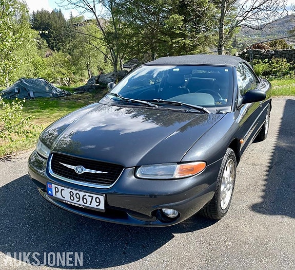 Chrysler Stratus 2 of 5