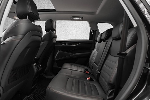 Maxus Euniq 6 18 of 28