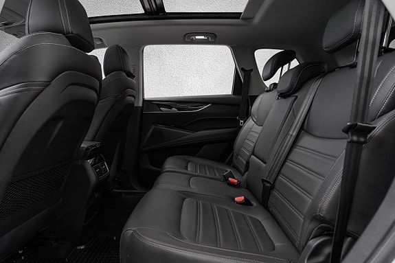 Maxus Euniq 6 24 of 30