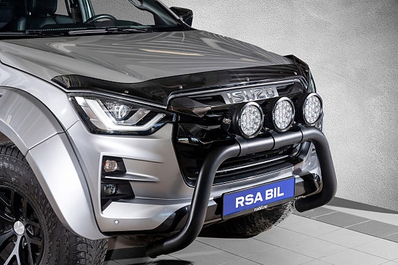 Isuzu D-max 2 of 5