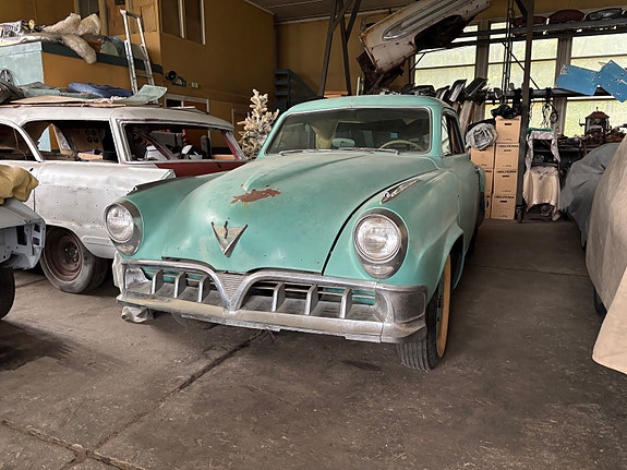 Studebaker Commander 2 of 14