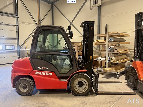 Manitou M135D Truck – 2400 timer! 2 of 5