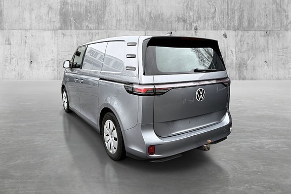 Volkswagen ID. Buzz 4 of 20