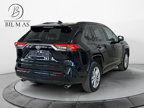 Toyota RAV4 Plug-in Hybrid 5 of 30