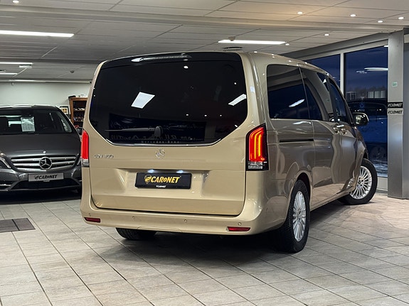 Mercedes-Benz EQV300 26 of 30