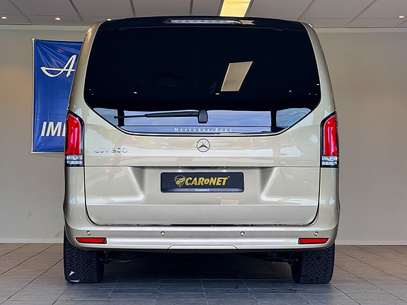 Mercedes-Benz EQV300 24 of 30
