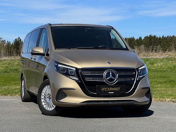 Mercedes-Benz EQV300 17 of 30