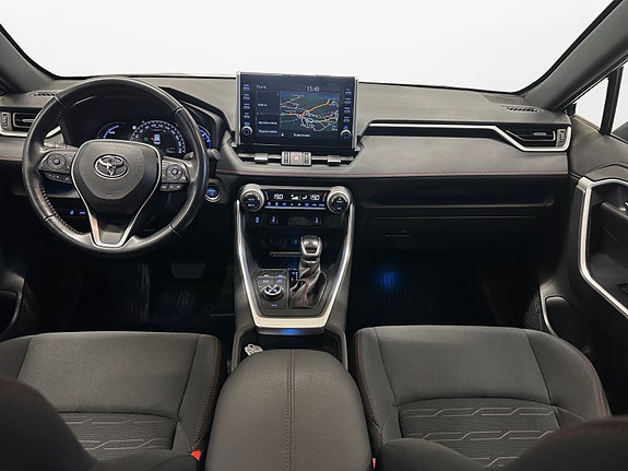 Toyota RAV4 Plug-in Hybrid 10 of 30