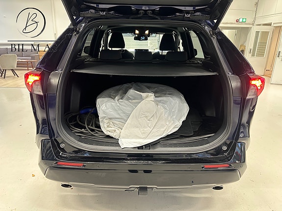 Toyota RAV4 Plug-in Hybrid 15 of 30