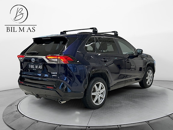 Toyota RAV4 Plug-in Hybrid 5 of 30