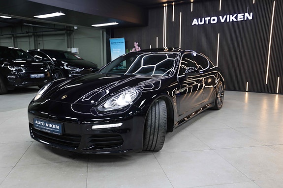 Porsche Panamera 4 of 5