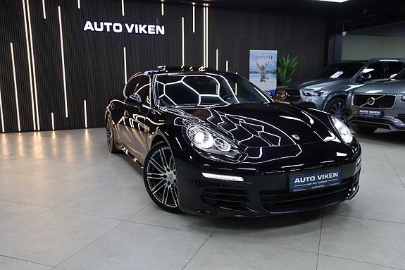 Porsche Panamera 2 of 5
